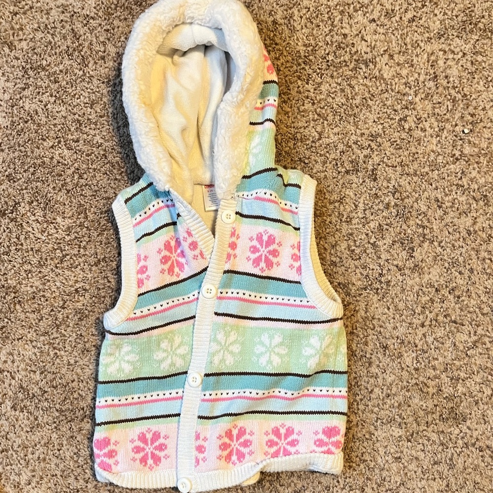 EUC. Little Girls Gymboree SweaterVest. Size 5-6T.